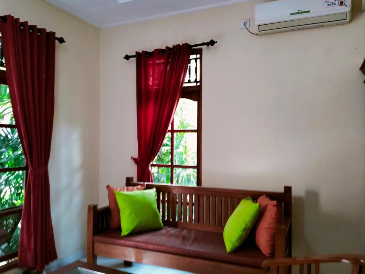 Kaia Lovina Guest House Ngoại thất bức ảnh