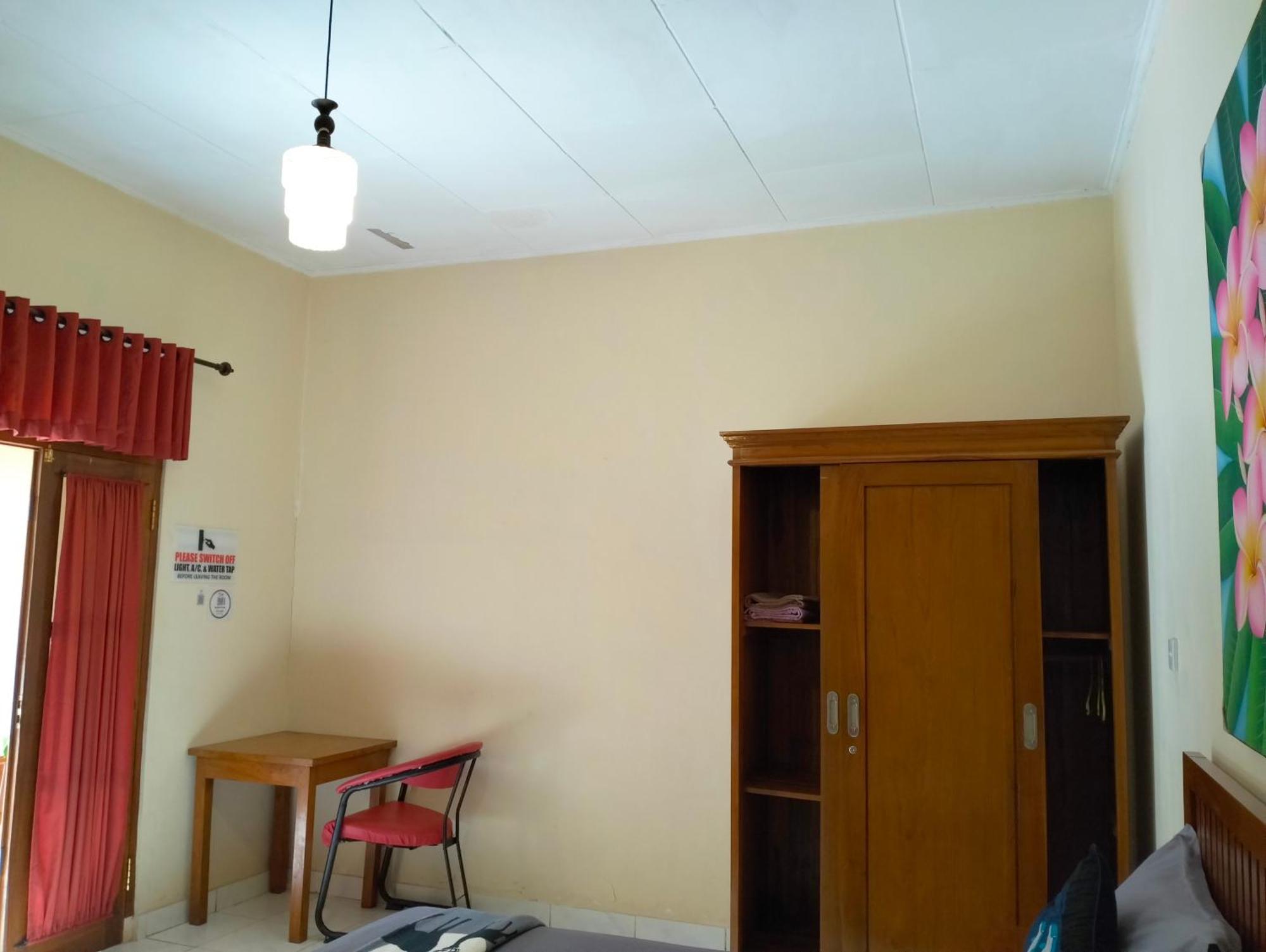 Kaia Lovina Guest House Ngoại thất bức ảnh