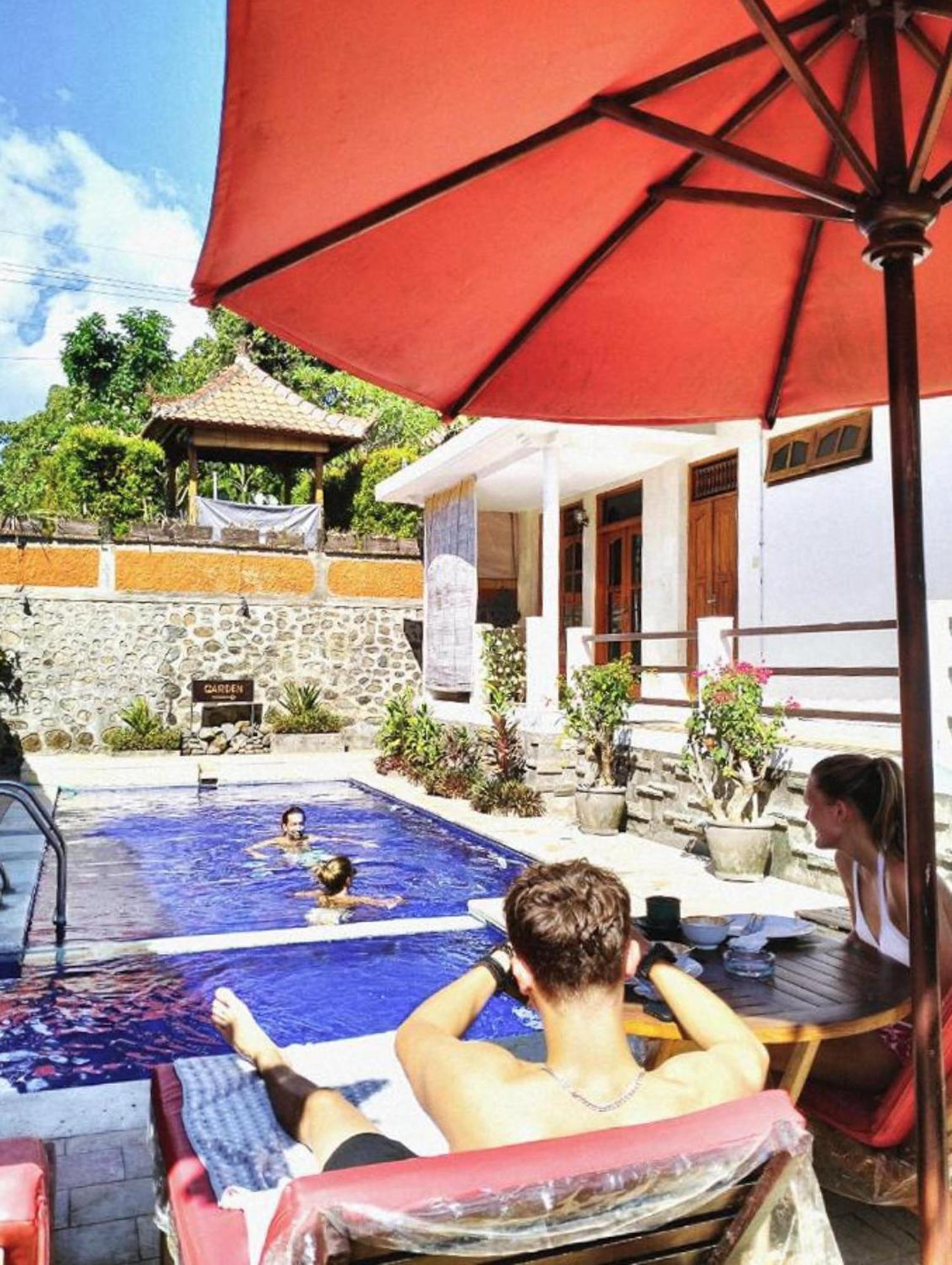 Kaia Lovina Guest House Ngoại thất bức ảnh